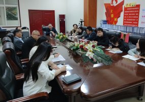 翟总到校区给老师培训公司最新战略